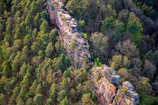 Schrägluftbild von Luger Geiersteine im Bundesland Rheinland-Pfalz, Deutschland