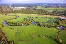 Flutwiesen der Saar Futterplatz für Störche von Saaralbe in Willerwald im Bundesland Moselle, Frankreich