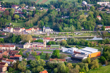 Parcours des cigognes / Storchenpromenade am Canal des Houillères de la Sarre in Sarralbe im Bundesland Moselle, Frankreich