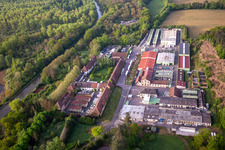 Schrägluftbild von Gewerbegebiet LE HARAS mit Bluetek Sarralbe, SIA Service | Expert en sécurité incendie im Bundesland Moselle, Frankreich