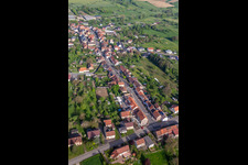 Rue Sainte-Croix in Petit-Réderching im Bundesland Moselle, Frankreich