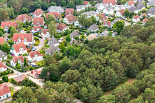 Reetdachsiedlung der Ferienwohnung Dünenresidenz in Karlshagen im Bundesland Mecklenburg-Vorpommern, Deutschland