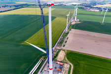 Baustelle eines Windrads am Windpark Oberseifersdorf der Alterric Deutschland GmbH und Energiequelle GmbH im Ortsteil Eckartsberg in Mittelherwigsdorf im Bundesland Sachsen