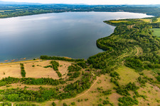 Nord-Ostufer des Berzdorfer See mit Bikepark Pimmelblo und Ausichtspunkt Klein Neundorf im Ortsteil Deutsch Ossig in Görlitz im Bundesland Sachsen, Deutschland