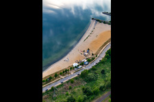 Nord-Ost-Strandpromenade des Berzdorfer See mit STRANDBAR Görlitz im Ortsteil Deutsch Ossig im Bundesland Sachsen, Deutschland