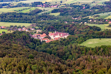 Schrägluftbild von Nonnen-Kloster St. Marienthal in Ostritz im Bundesland Sachsen, Deutschland