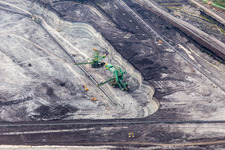 Förderbagger im Braunkohletagebau "PGE Górnictwo i Energetyka Konwencjonalna Oddział Kopalnia Węgla Brunatnego Turów" in Opolno-Zdrój im Bundesland Niederschlesien, Polen