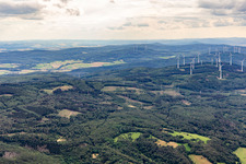 Windkraftwerke des Windpark Kandrich in Daxweiler im Bundesland Rheinland-Pfalz, Deutschland