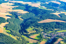 Odenbachtal von Norden in Adenbach im Bundesland Rheinland-Pfalz, Deutschland
