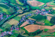Luftbild von Ortsteil Klein-Gumpen in Reichelsheim im Bundesland Hessen, Deutschland