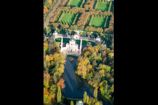Luftaufnahme von Moschee / maurischer Tempel im Schloßgarten Schwetzingen im Bundesland Baden-Württemberg, Deutschland