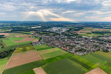 Ortschaft von Osten im Ortsteil Baal in Hückelhoven im Bundesland Nordrhein-Westfalen, Deutschland