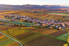 Luftaufnahme von Ortschaft von Südosten in Niederhorbach im Bundesland Rheinland-Pfalz, Deutschland
