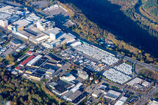 Industriegebiet West Zweibrücker Straße mit Kömmerling Chemische Fabrik GmbH im Ortsteil Fehrbach in Pirmasens im Bundesland Rheinland-Pfalz, Deutschland