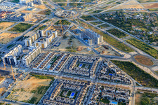 Neubaugebiet an der Av. Celia Casado Rodríguez mit   VÍA ÁGORA Entrenúcleos in Dos Hermanas im Bundesland Sevilla, Spanien