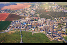 Stadtteil an der Avda. del Triunfo in Dos Hermanas im Bundesland Sevilla, Spanien