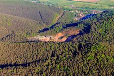 Steinbruch Carrière Loegel Rothbach im Bundesland Bas-Rhin, Frankreich