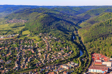 Verlauf des Canal de la Marne au Rhin (deutsch Rhein-Marne-Kanal) ins Zorntal in Saverne im Bundesland Bas-Rhin, Frankreich