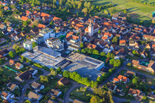 Anlagen der Distelhäuser Brauerei Ernst Bauer GmbH & Co.KG in Ortsmitte im Ortsteil Distelhausen in Tauberbischofsheim im Bundesland Baden-Württemberg, Deutschland