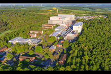 Würth Industrie Service GmbH & Co. KG auf dem Drillberg aus Osten in Bad Mergentheim im Bundesland Baden-Württemberg, Deutschland