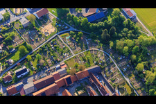 Gärten zwischen Rippach und Dürrleinsgraben in Röttingen im Bundesland Bayern, Deutschland