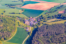 Ortsteil Hof Uhlberg im Ortsteil Krensheim in Grünsfeld im Bundesland Baden-Württemberg, Deutschland