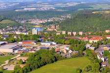 Blick vom Wartberg bis zum Schloss über Main und Tauber im Ortsteil Reinhardshof in Wertheim im Bundesland Baden-Württemberg, Deutschland