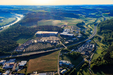 Outlet Wertheim Village mit  adidas Outlet Store Wertheim, Nike Factory Store und AIGNER Outlet Wertheim im Ortsteil Bettingen im Bundesland Baden-Württemberg, Deutschland