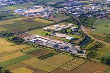 Tankstellen von tankpool24 und  AS 24 sowie Industriepark mit Georg Fischer Fluorpolymer Products GmbH und Barth Medienhaus GmbH | Werbeagentur | Digitalagentur im Ortsteil Altdorf in Ettenheim im Bundesland Baden-Württemberg, Deutschland