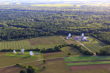Parabolfunkantennen des Bundesnachrichtendienst Außenstelle Rheinhausen im Ortsteil Niederhausen im Bundesland Baden-Württemberg, Deutschland