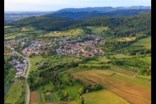 Dorfansicht von Süden im Ortsteil Schmieheim in Kippenheim im Bundesland Baden-Württemberg, Deutschland