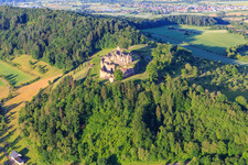 Luftbild von Festungsruine Hochburg bei Emmendingen aus Norden im Ortsteil Windenreute im Bundesland Baden-Württemberg, Deutschland