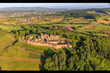 Luftbild von Festungsruine Hochburg bei Emmendingen aus Osten im Ortsteil Windenreute im Bundesland Baden-Württemberg, Deutschland