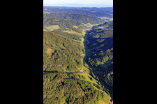 Landgassserstraße von Norden im Ortsteil Dorf in Elzach im Bundesland Baden-Württemberg, Deutschland