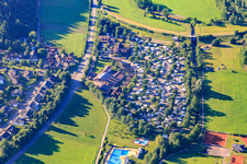 Ferienparadies Schwarzwälder Hof, Campingplatz Spielscheune am Familienbad Seelbach im Bundesland Baden-Württemberg, Deutschland
