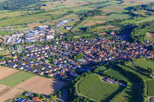 Ortsansicht aus Norden in Eichstetten am Kaiserstuhl im Bundesland Baden-Württemberg, Deutschland