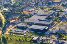 "THE WOOD SIDE" Holzhaus Fabrik GmbH und zapf Selfstorage im Ortsteil Hochstetten in Breisach am Rhein im Bundesland Baden-Württemberg, Deutschland