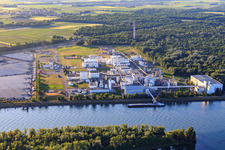 Luftbild von Zone Industrielle et Portuaire mit Industrieanlagen am Rhein der Jungbunzlauer S.A. und TEREOS Starch & Sweeteners Europe in Marckolsheim im Bundesland Bas-Rhin, Frankreich