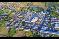 Luftbild von Industriegebiet Tullastraße mit  BELLE AG, HBW5 DSHT und  Lithonplus GmbH & Co. KG in Wyhl am Kaiserstuhl im Bundesland Baden-Württemberg, Deutschland