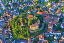 Luftaufnahme von Schloss und Schlosskirche Mahlberg im Bundesland Baden-Württemberg, Deutschland