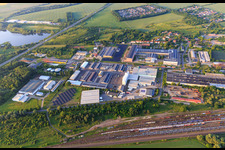 Industriegebiet Walter-Kersten-Straße mit  AGRAVIS Technik Sachsen-Anhalt/Brandenburg GmbH,  SCHIESS Werkzeugmaschinenfabrik GmbH und  MAWEA Majoranwerk Aschersleben GmbH, Deutschland