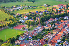 Sportplatz und Historischer Wasserturm im Ortsteil Frose in Seeland im Bundesland Sachsen-Anhalt, Deutschland