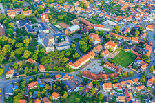 Domäne, Grundschule Prinzenhaus und  Schloß Hoym Stiftung in Seeland im Bundesland Sachsen-Anhalt, Deutschland