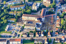 Baustelle zur Erweiterung der Asklepios Südpfalzklinik Kandel im Bundesland Rheinland-Pfalz, Deutschland