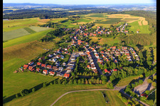 Dorfansicht aus Nordosten im Ortsteil Zepfenhan in Rottweil im Bundesland Baden-Württemberg, Deutschland