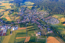 Dorfansicht aus Südosten im Ortsteil Bergfelden in Sulz am Neckar im Bundesland Baden-Württemberg, Deutschland