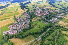 Dorfansicht aus Norden im Ortsteil Erzingen in Balingen im Bundesland Baden-Württemberg, Deutschland