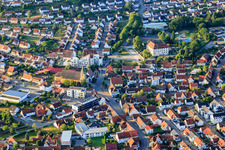 Stadtzentrum mit Schloss Geislingen und Kirche St. Ulrich im Bundesland Baden-Württemberg, Deutschland