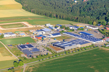 Industriegebiet aus Osten mit Solera GmbH, AERO-LIFT Vakuumtechnik GmbH und grashobber GmbH im Ortsteil Binsdorf in Geislingen im Bundesland Baden-Württemberg, Deutschland