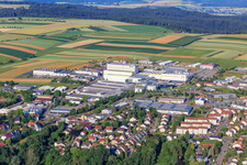 Luftbild von Industriegebiet Maybachstraße mit Sülzle Stahlpartner GmbH, Flexco Europe GmbH, euroTECH Handling GmbH, chefbeschlag GmbH,. MAFU Group und Blickle Räder+Rollen GmbH u. Co. KG in Rosenfeld im Bundesland Baden-Württemberg, Deutschland
